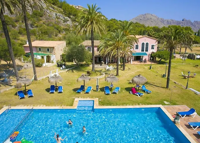 Spacious Apartment In Pollenca With Mountain View