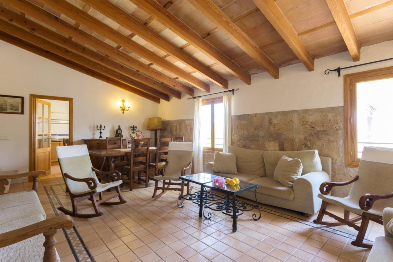 Spacious In With Mountain View Apartment Pollença