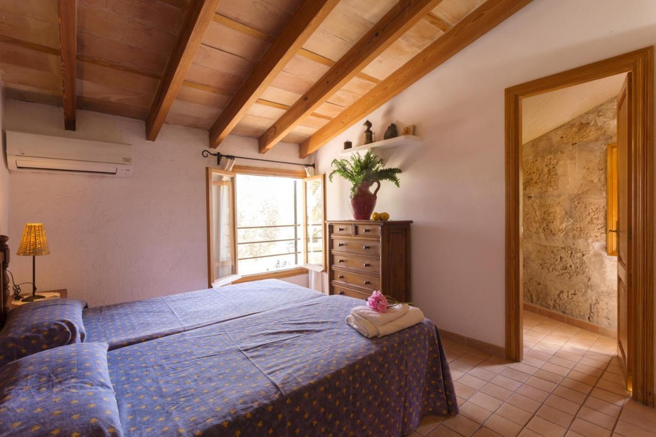 Spacious In With Mountain View Pollença