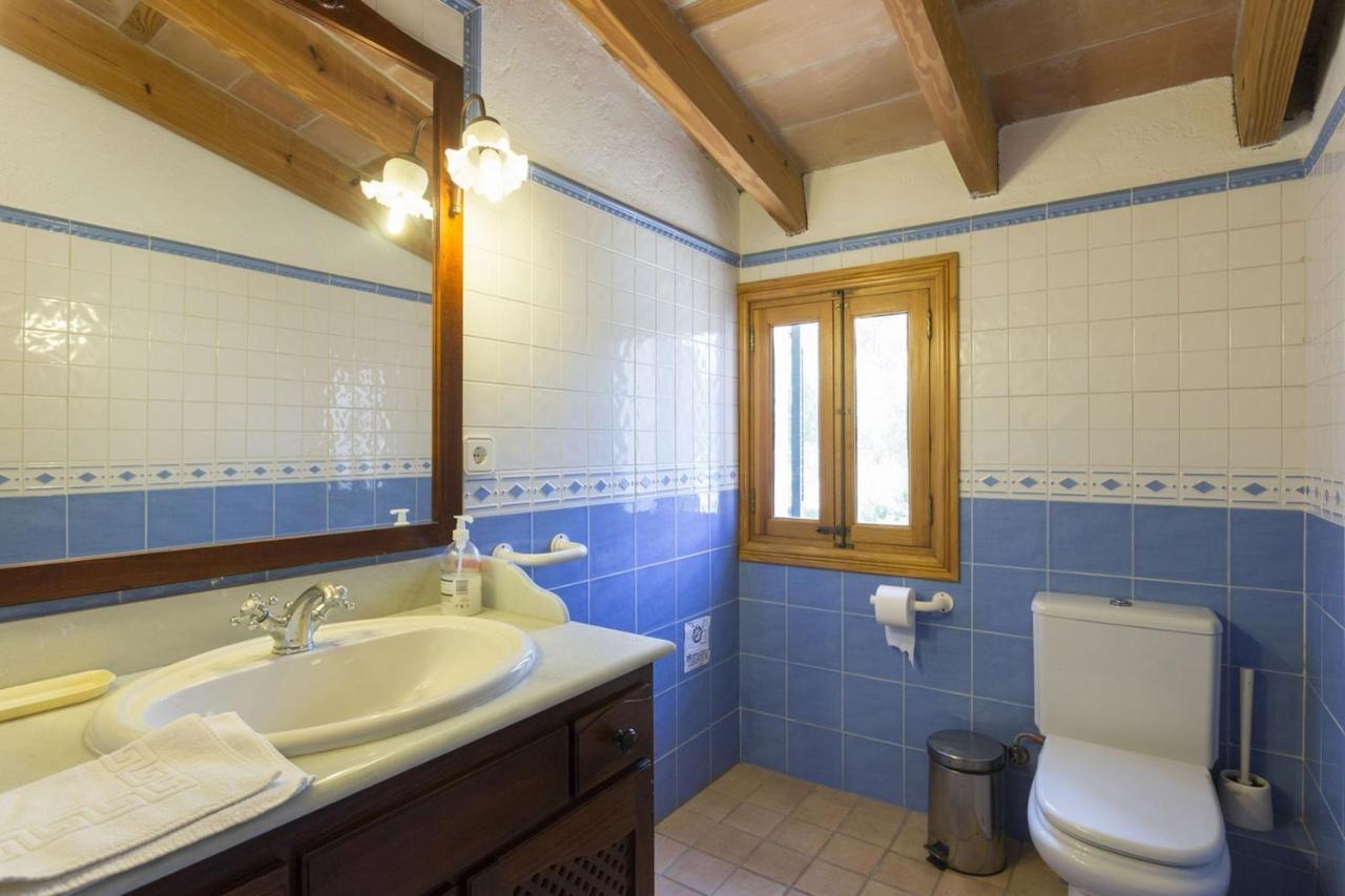 Spacious In With Mountain View Apartment